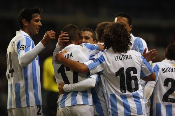 2012-12-04t205738z_1327025075_gm1e8c50dq902_rtrmadp_3_soccer-champions_reuters