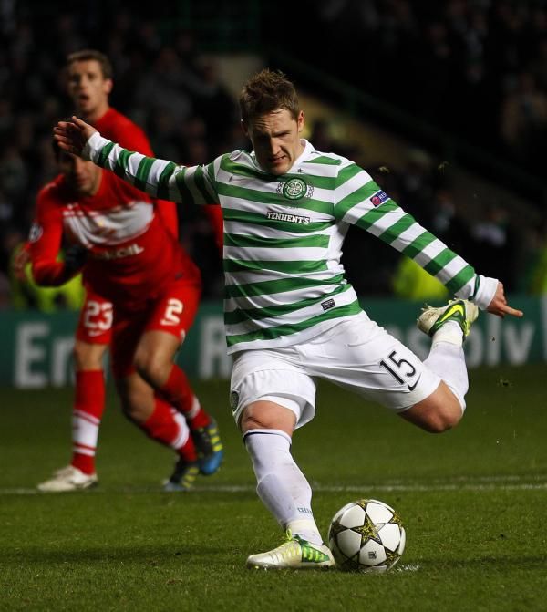 2012-12-05t213812z_1574116829_gm1e8c60fkq01_rtrmadp_3_soccer-champions_reuters