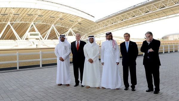  لقطة جماعية لزيارة أمير موناكو لمربط الشقب
