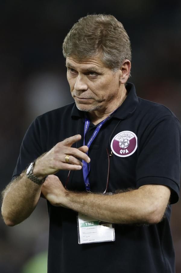 2012-11-14t173509z_272458097_gm1e8bf042l01_rtrmadp_3_soccer-world_reuters
