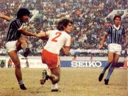 جانب من لقاء الفريقين سنة 1983