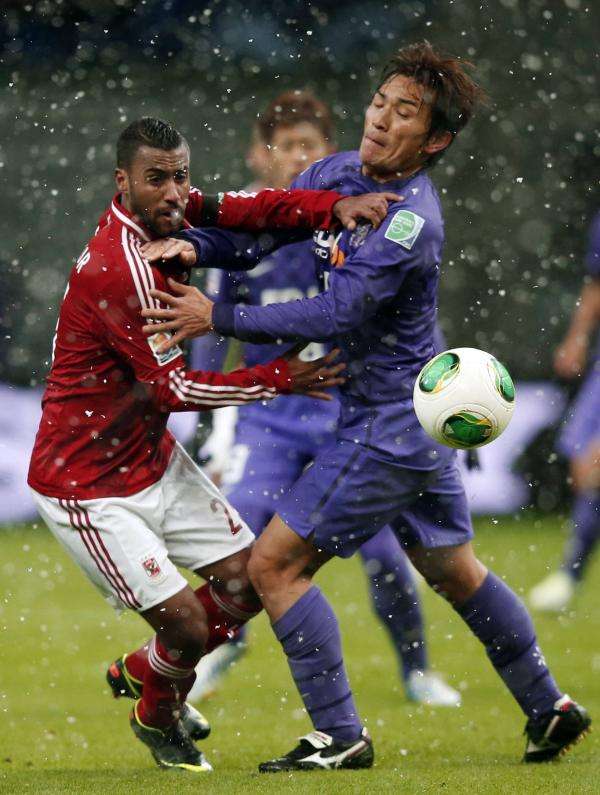 2012-12-09t114950z_204517171_gm1e8c91iyr01_rtrmadp_3_soccer-club-world_reuters