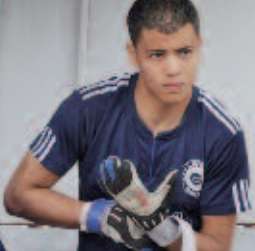 اسامة متحزم