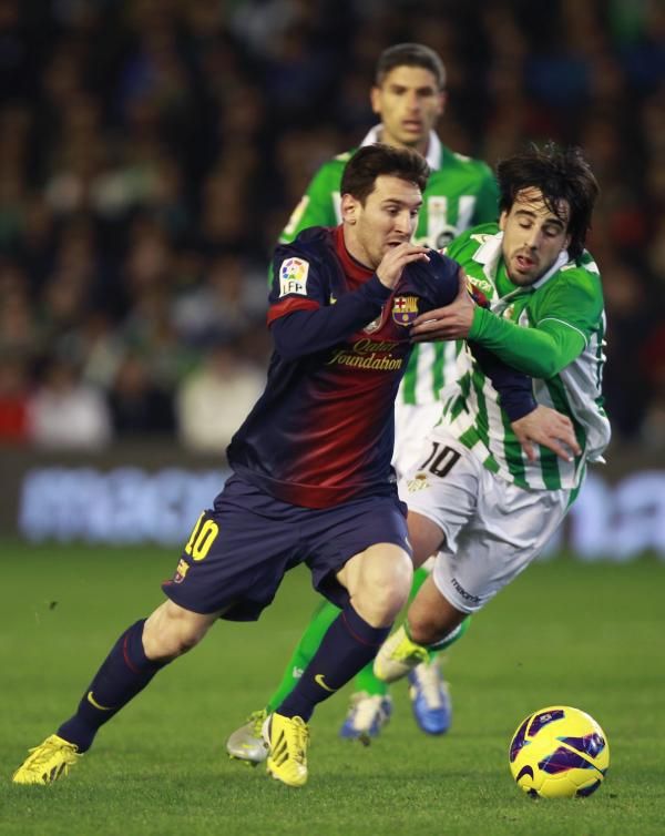 2012-12-09t211204z_622604213_gm1e8ca0ecp01_rtrmadp_3_soccer-spain_reuters