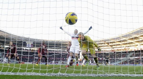 2012-12-09t171805z_997567058_gm1e8ca03i301_rtrmadp_3_soccer-italy_reuters