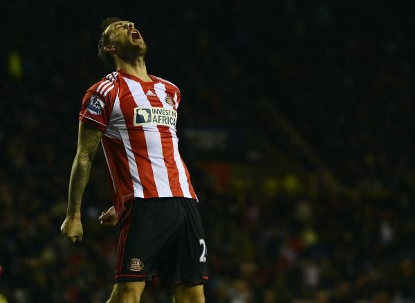 2012-11-27t220217z_1241684485_gm1e8bs0gne01_rtrmadp_3_soccer-england_reuters