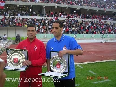 النجمان عمر المريمى وخالد المرغنى استحقا التكريم 