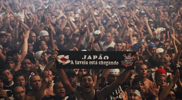 2012-12-12t152513z_1332244557_gm1e8cc1svq01_rtrmadp_3_soccer-club-world_reuters