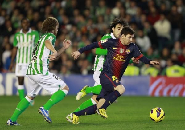 2012-12-09t205134z_1295454060_gm1e8ca0dfl01_rtrmadp_3_soccer-spain_reuters