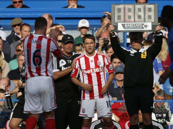 2012-09-22t170324z_2147415172_gm1e89n02wl01_rtrmadp_3_soccer-england_reuters