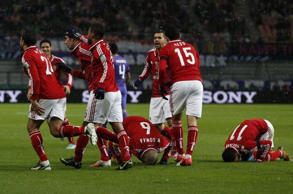 2012-12-09t124937z_1999985911_gm1e8c91lqf01_rtrmadp_3_soccer-club-world_reuters