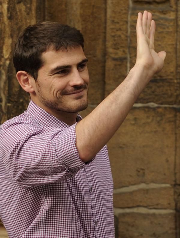 2012-10-26t150136z_1897991876_gm1e8aq1rxf01_rtrmadp_3_spain_reuters