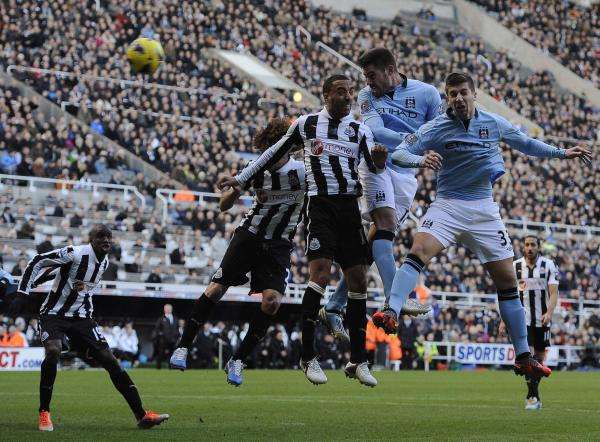 2012-12-15t135413z_1647398324_gm1e8cf1ors01_rtrmadp_3_soccer-england_reuters