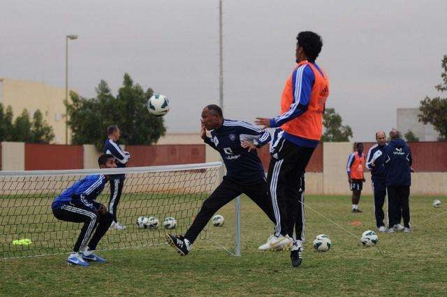 كومبواريه يشارك في التدريبات