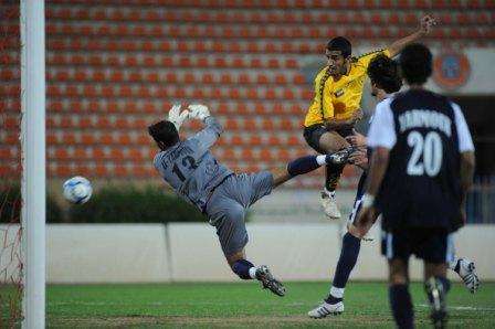 سعود المجمد يقود هجوم القادسية أمام الساحل في كأس الاتحاد الكويتي