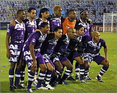 فريق نادي العين الاماراتي لكرة القدم 