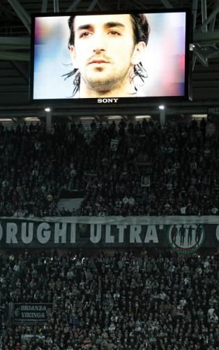 وفاة الأيطالي موروسيني في الملعب أسوء حادثة كروية