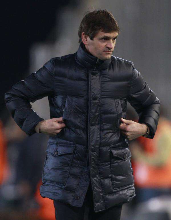 2012-12-12t215406z_1366944759_gm1e8cd0gcs01_rtrmadp_3_soccer-spain_reuters