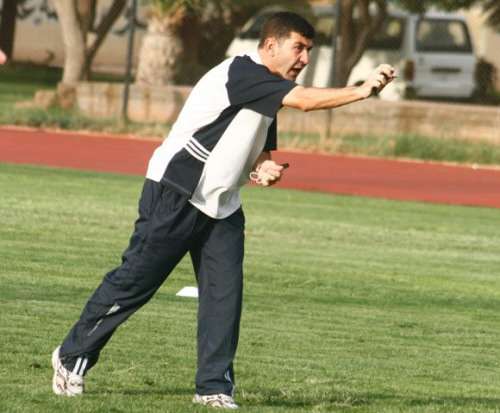 عماد خانكان 