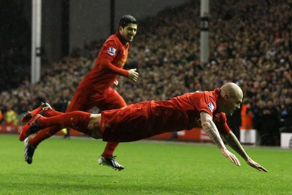 2012-12-22t201157z_1020900865_gm1e8cn0blf01_rtrmadp_3_soccer-england_reuters