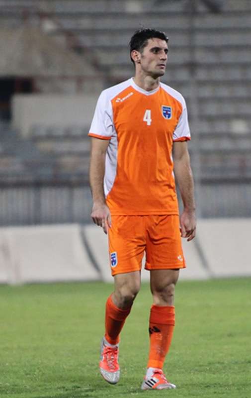 المدافع المونتنجري نيكولا قاد كاظمة للفوز على الفحيحيل