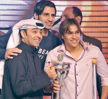عادل عقلة وروجيريو وحسين بابا مع كأس الاتحاد الآسيوي