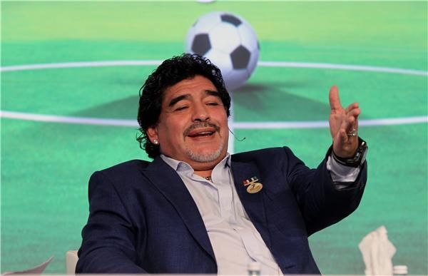 دييجو مارادونا