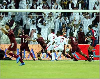 قطر تهزم عمان في نهائي خليجي 17