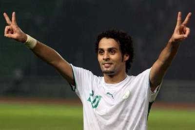 القحطاني قائد المنتخب السعودي