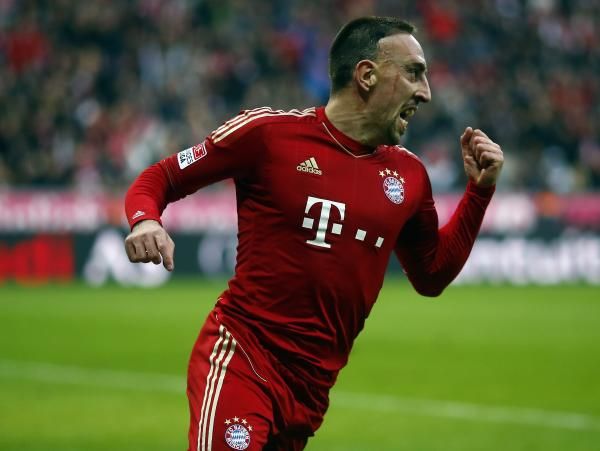 2012-11-10t153406z_2032730563_bm2e8ba19zu01_rtrmadp_3_soccer-germany_reuters