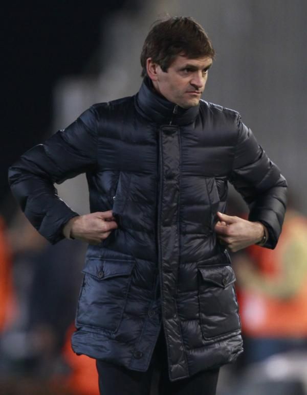 2012-12-12t215406z_1366944759_gm1e8cd0gcs01_rtrmadp_3_soccer-spain_reuters