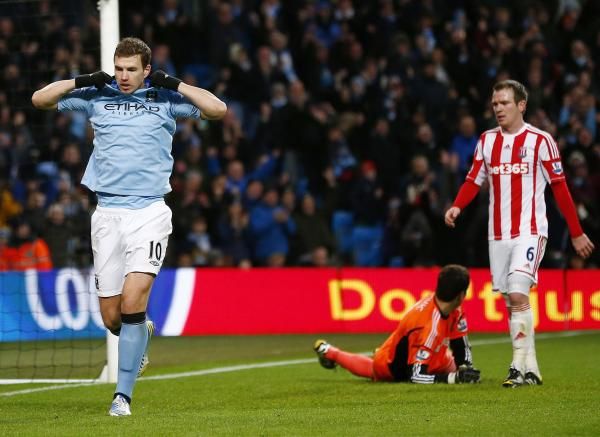 2013-01-01t163327z_7976778_gm1e91201ev01_rtrmadp_3_soccer-england_reuters
