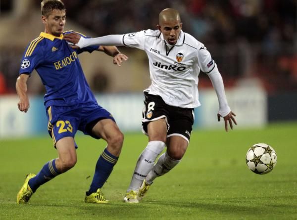 2012-10-23t194103z_250305634_gm1e8ao0a6y01_rtrmadp_3_soccer-champions_reuters