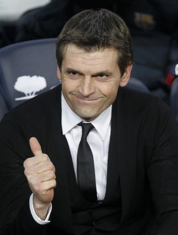 2013-01-06t182109z_674571821_gm1e91706gk01_rtrmadp_3_soccer-spain-barcelona-vilanova_reuters