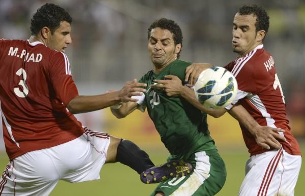 2013-01-09t175023z_714918368_gm1e91a052k01_rtrmadp_3_soccer_reuters