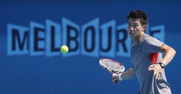 2013-01-09t052838z_898484710_gm1e91911e501_rtrmadp_3_tennis-open-nishikori_reuters
