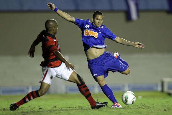 باوليستا بقميص كروزيرو