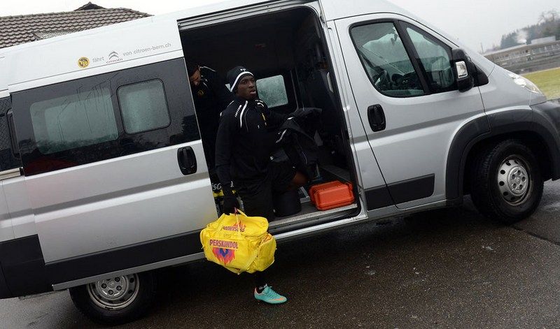 صامويل أفوم مهاجم سموحة السابق