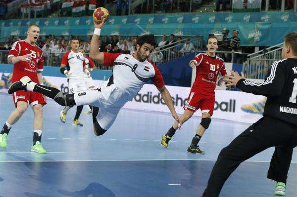 20130112-634936175935392834w_efe