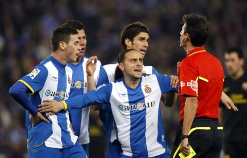 2012-01-08t224527z_01_bar113_rtridsp_3_soccer-spain_reuters