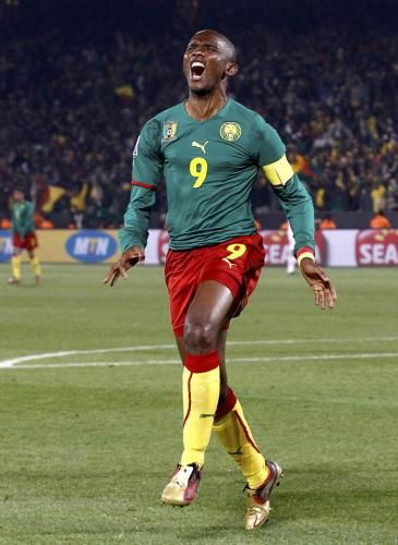 2010-12-20t214913z_01_wcp913_rtridsp_3_soccer-africa-award_reuters