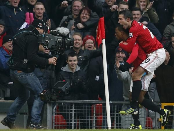 2013-01-13t150333z_1893158774_gm1e91d1s0701_rtrmadp_3_soccer-england_reuters