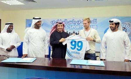 تقديم ويلهلمسون خلال المؤتمر الصحفي