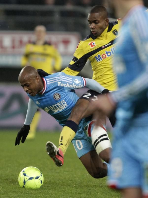 2013-01-13t221100z_1690014213_gm1e91e0h1r01_rtrmadp_3_soccer-france_reuters