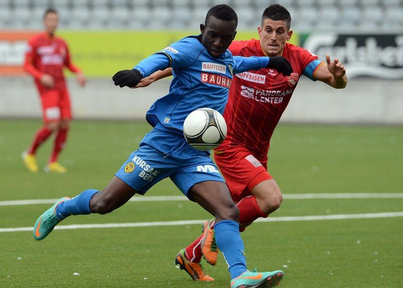 أفوم خلال المباراة