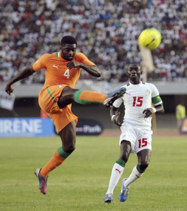 2012-10-14t002741z_1341989237_gm1e8ae0nep01_rtrmadp_3_soccer-africa-senegal_reuters