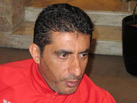 مطرف الشمسي مدير المنتخب الإماراتي 