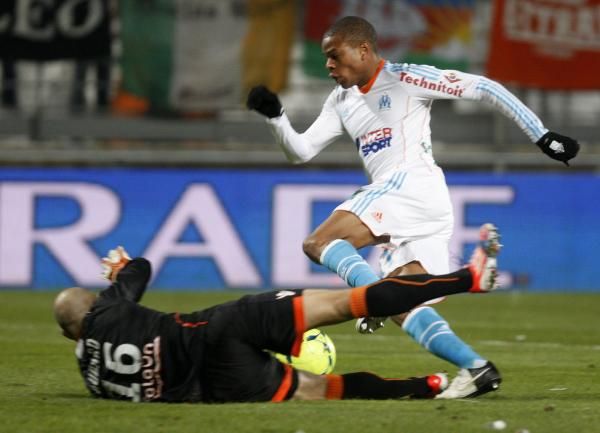 2012-12-09t174239z_2000207985_gm1e8ca04ek01_rtrmadp_3_soccer-france_reuters