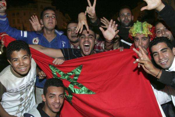 جماهير المغرب تمني نفسها بروح جديدة في أمم افريقيا