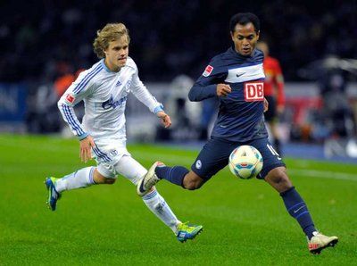 رافاييل بقميص هرتا برلين